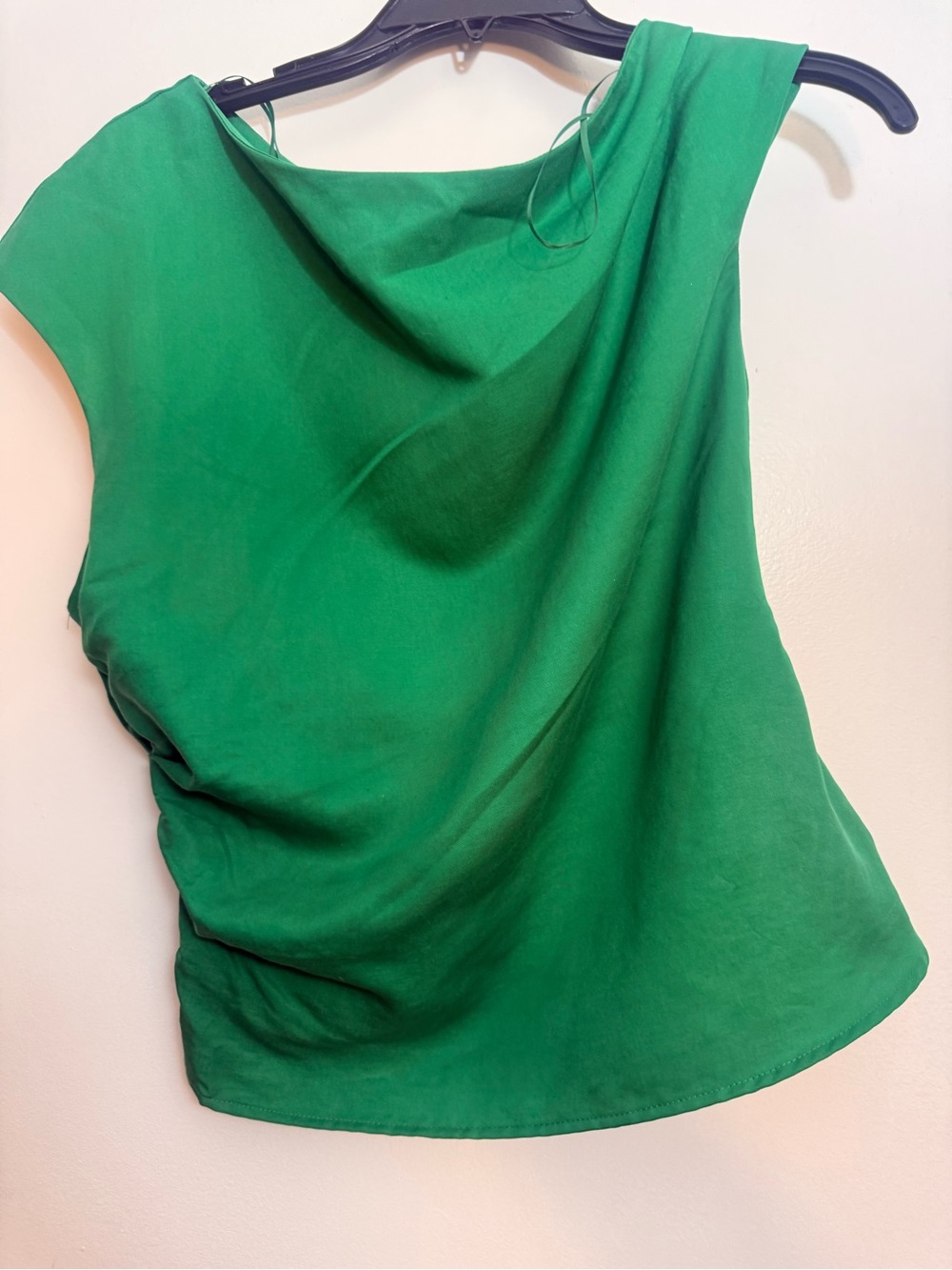 Zara sleeveless Green Asymmetric Ruched Women's Top size large - Picture 4 of 4